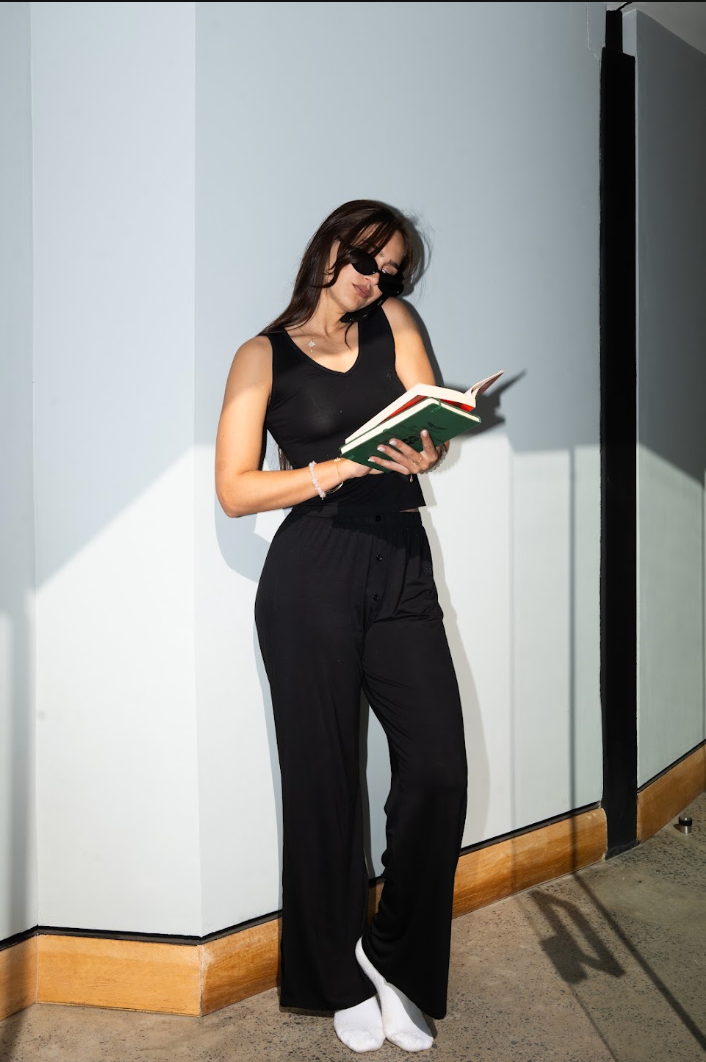 The Black Pants